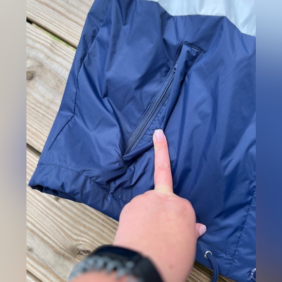 Levi’s hooded retro windbreaker medium zip up jacket - Picture 8 of 15